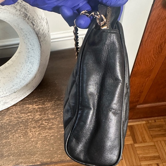 Authentic Chanel pouchette/crossbody - Picture 5 of 11